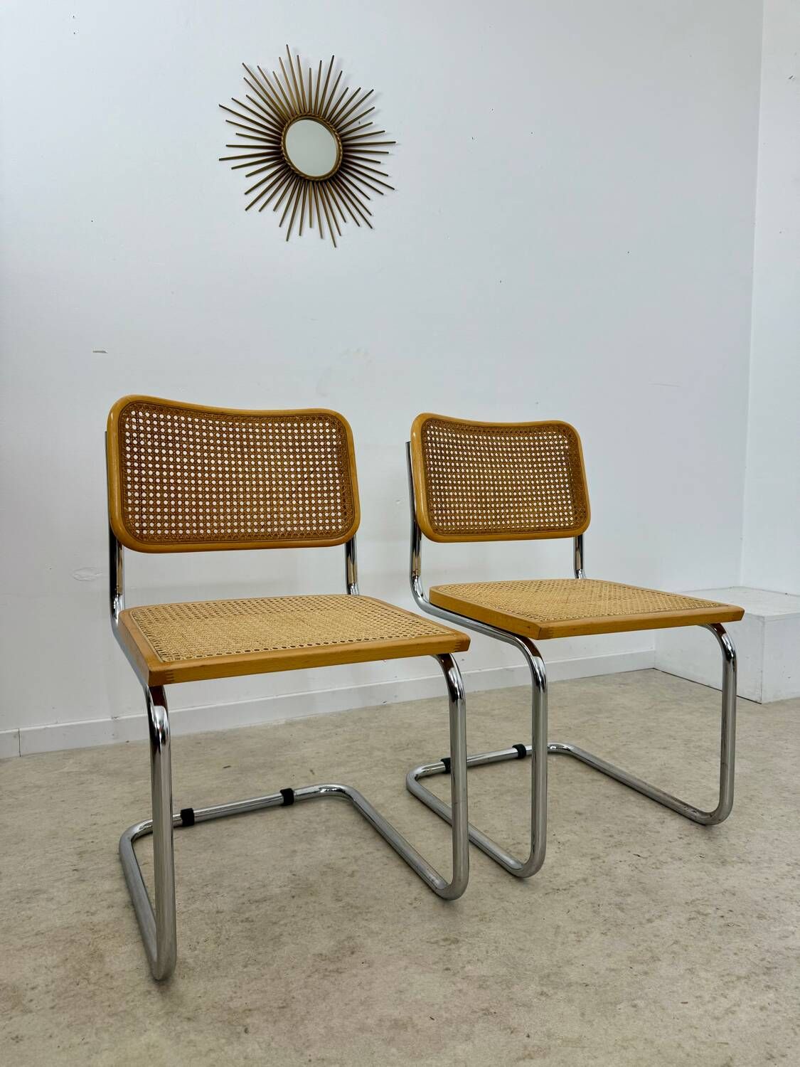 Lot of 2 identical caned chairs Cesca B32 design Marcel Breuer 1970 Made in Italy vintage