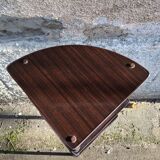 Corner unit with 3 shelves in brown Formica and black metal frame