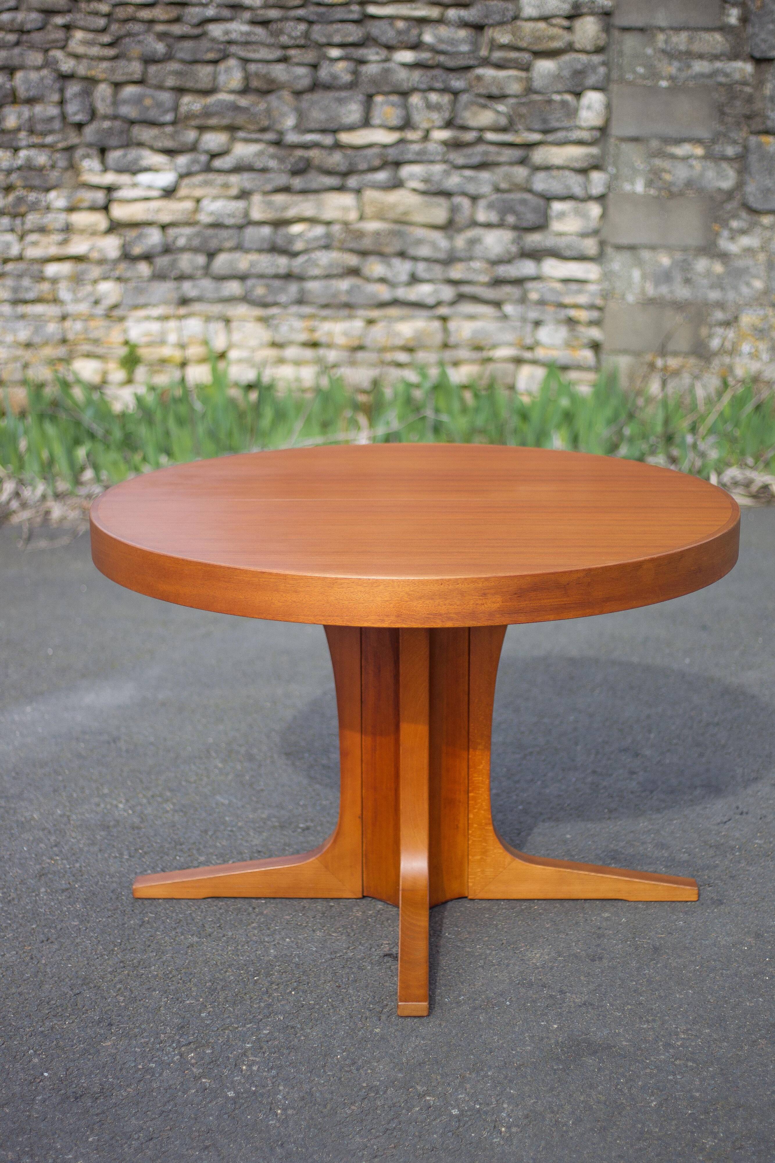 Round wooden table with 3 extensions, table with central star foot, dining table, living room table