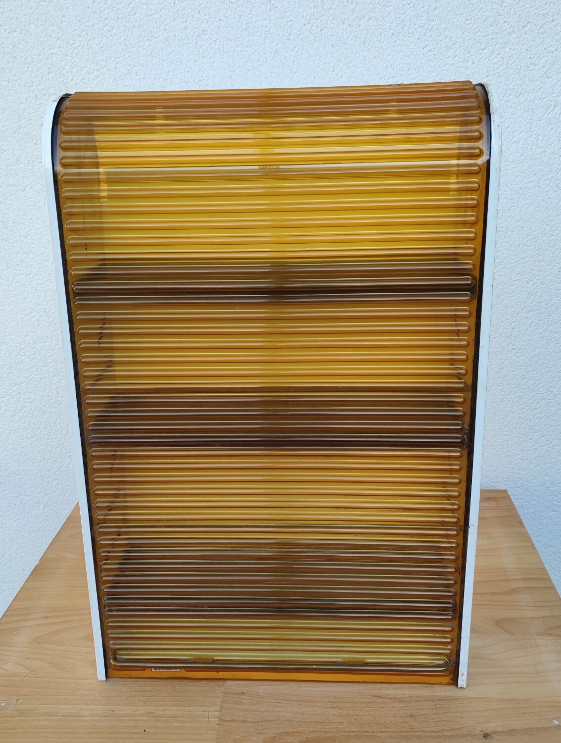 Curtain toilet cabinet