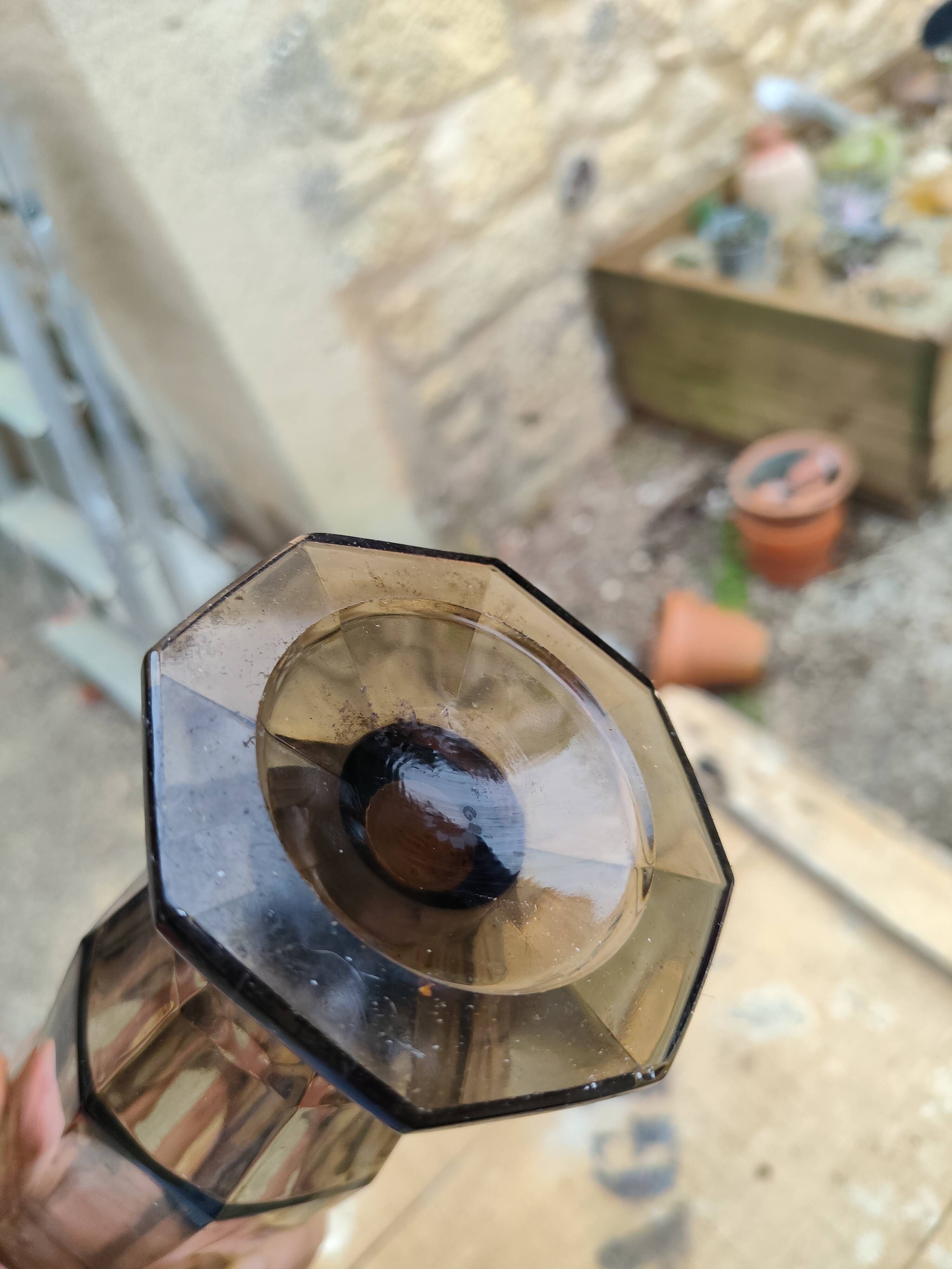 Art Deco vase in smoked glass with facets, octagonal base – 1930s
