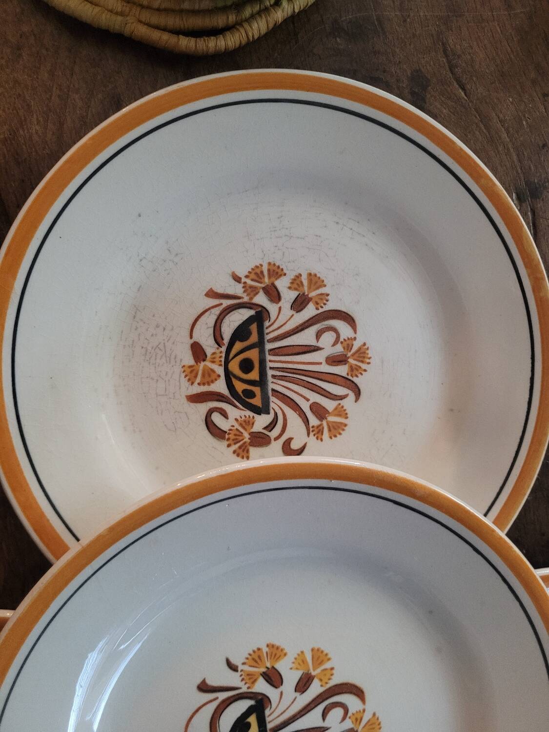 Dessert plates from Creil and Montereau