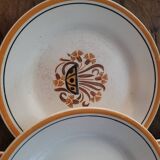 Dessert plates from Creil and Montereau