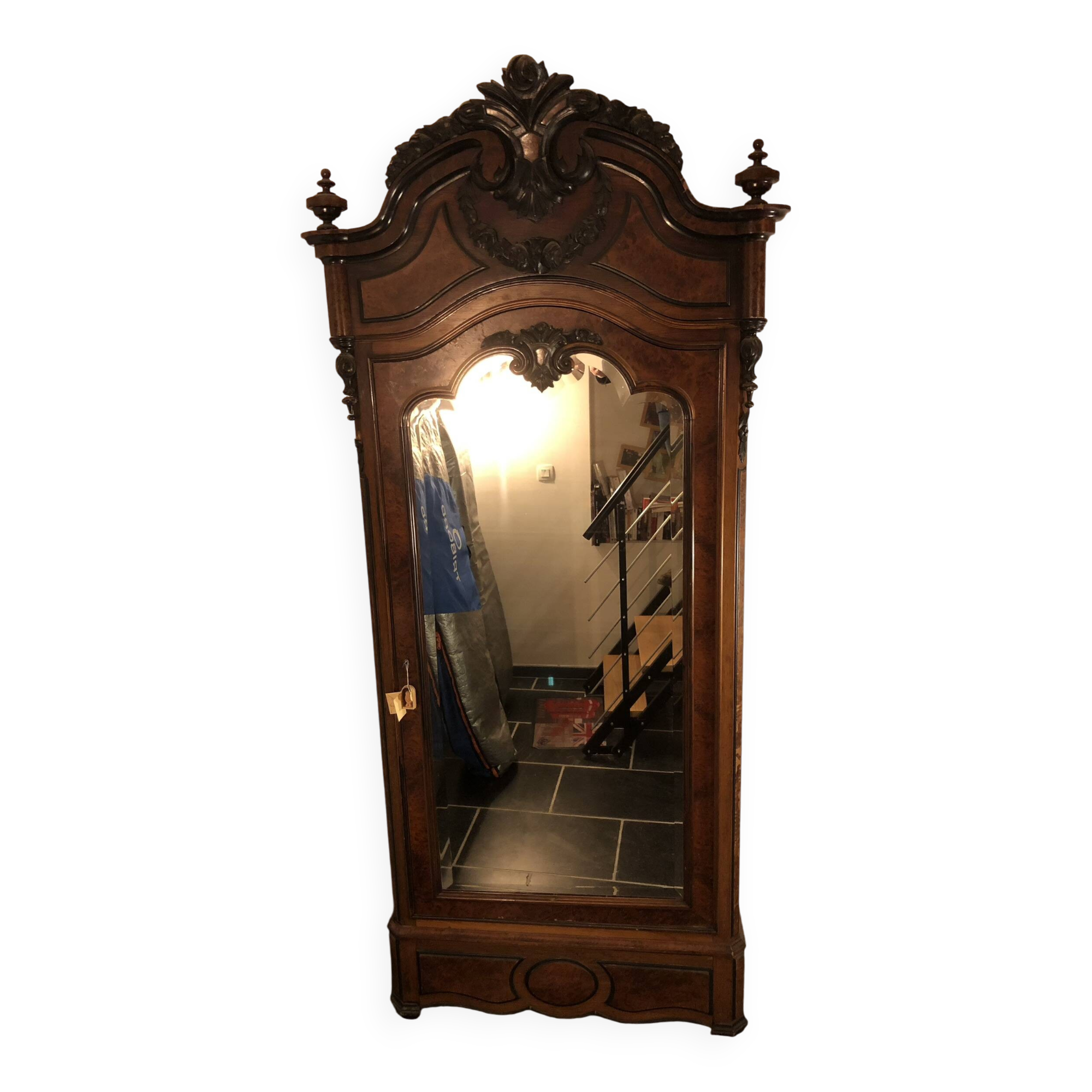 For sale 1 door wardrobe with beveled glass