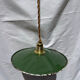 Suspension vintage indus tôle émaillée verte et blanche mini