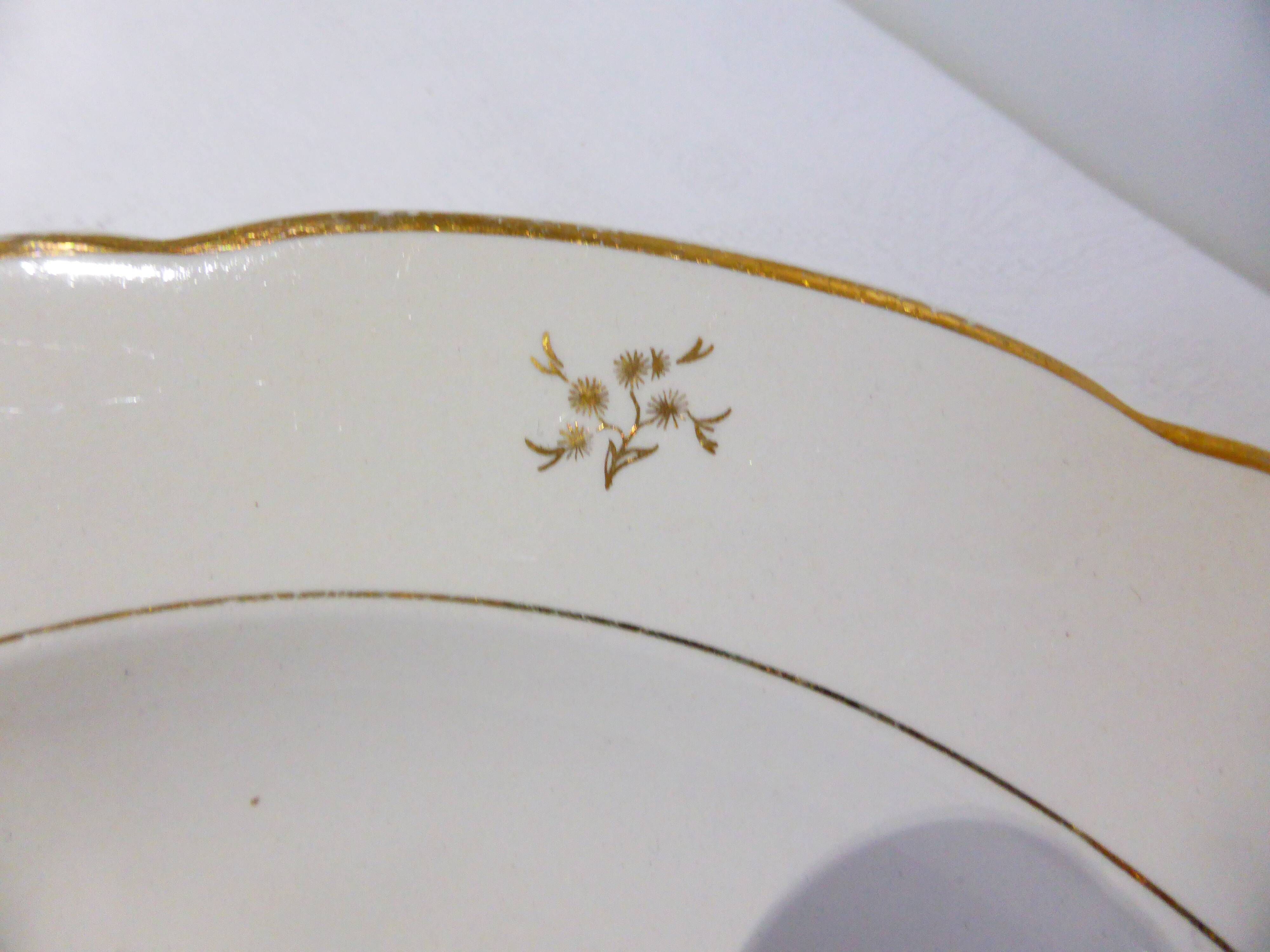 1 vintage hollow round serving dish in Villeroy and Boch 210166 porcelain
