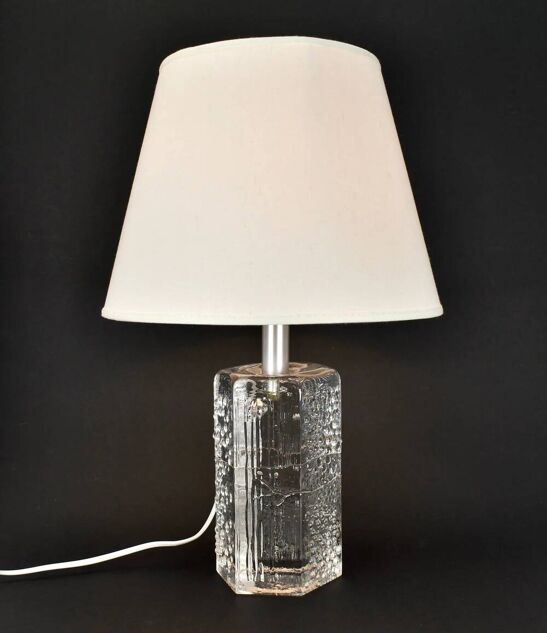 Mid-century solid crystal structured table lamp by Willem Heesen for Royal Leerdam