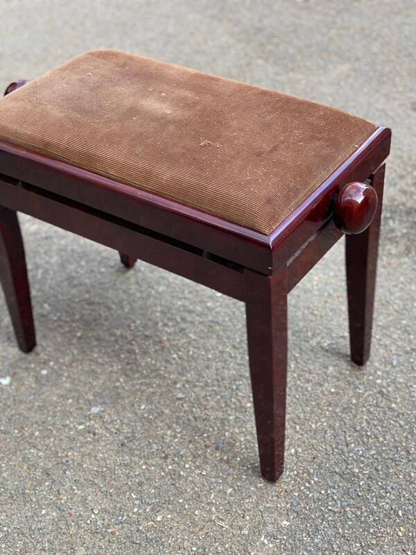 Tabouret de piano cannée en acajou
