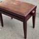 Tabouret de piano cannée en acajou