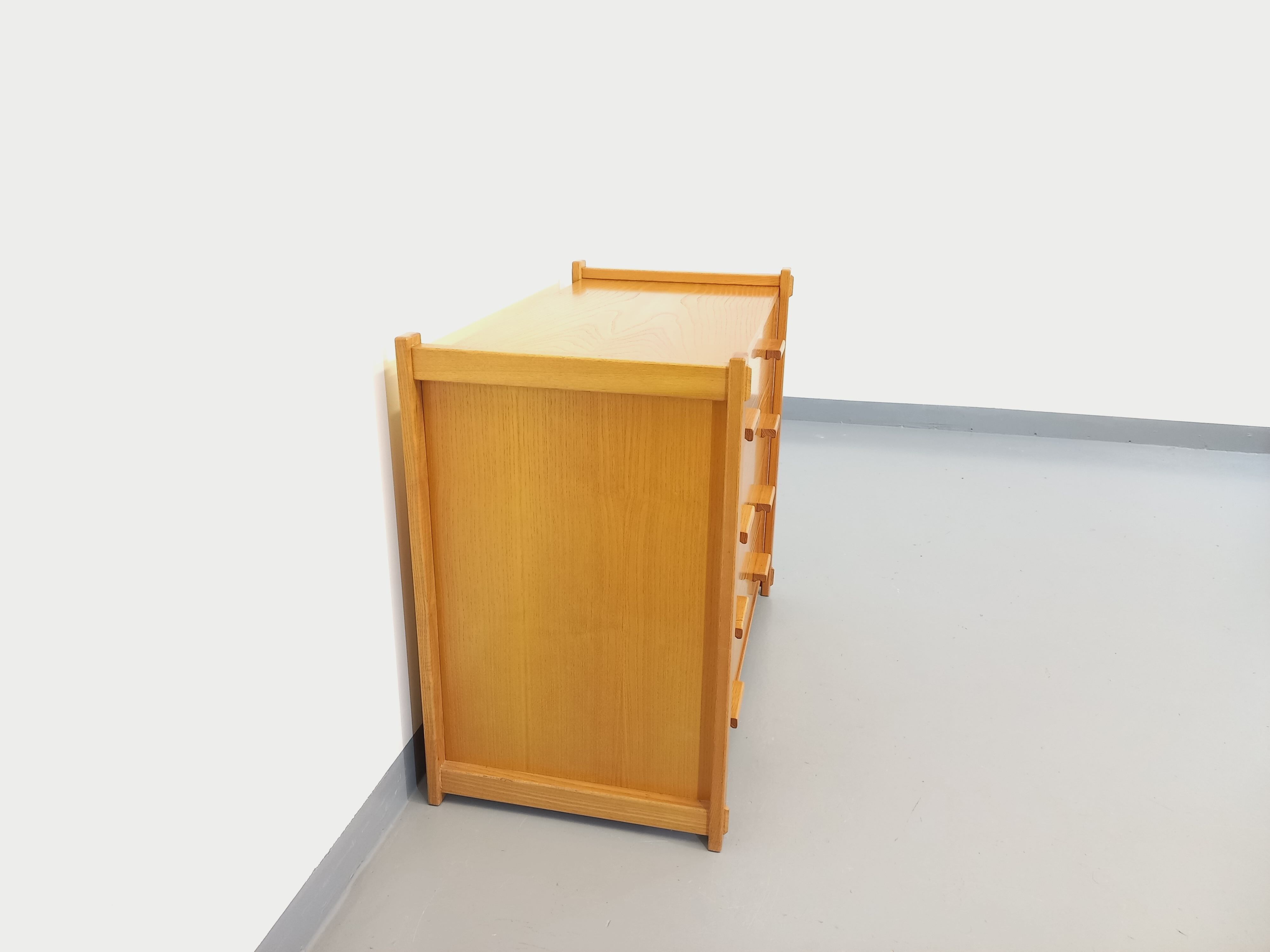 Vintage 80's blond elm chest of drawers