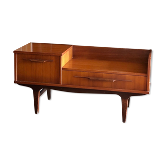 Scandinavian hairdresser teak