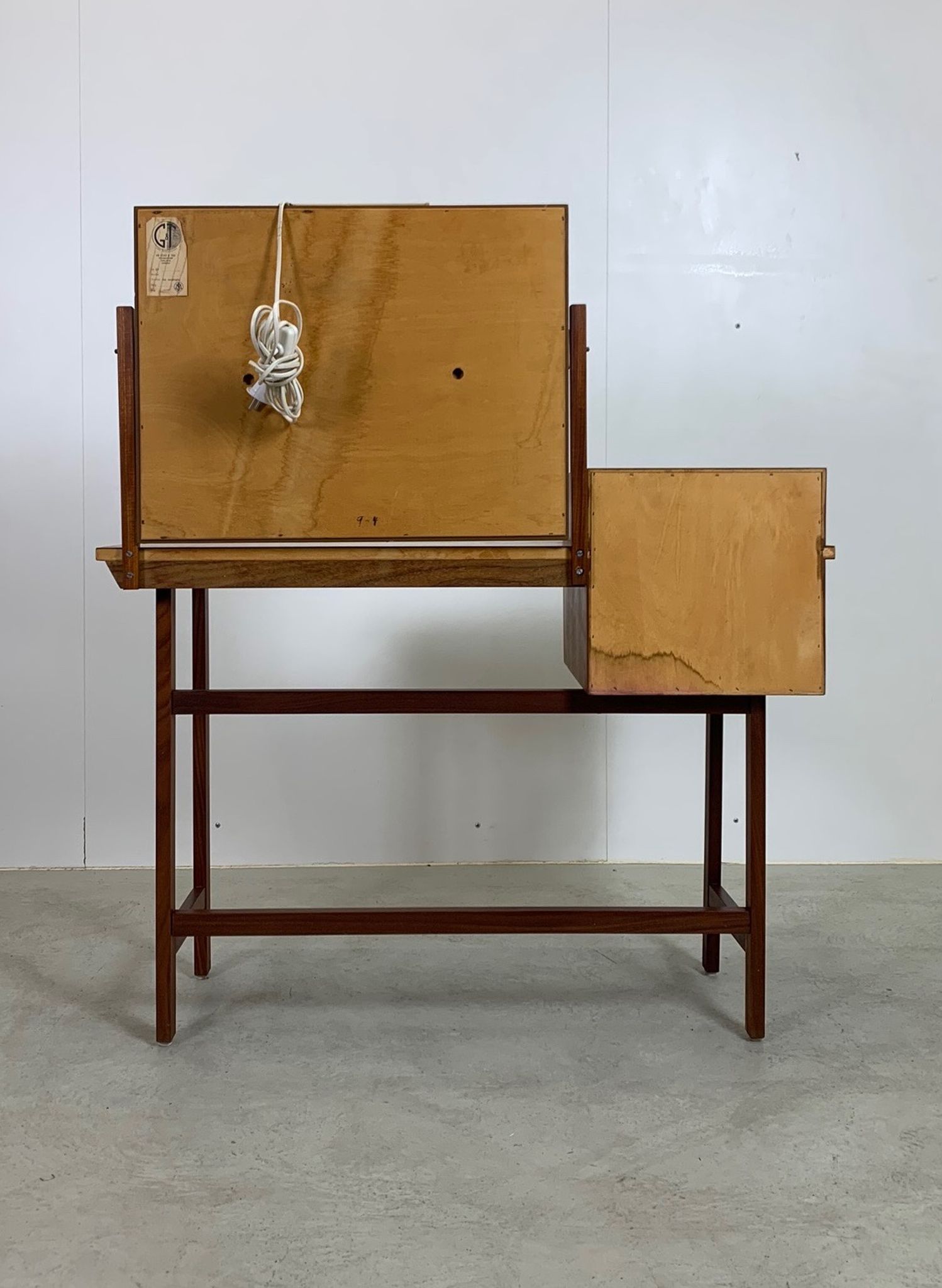 Coiffeuse en teck du milieu du siècle par AB Glas & Trä, années 1960