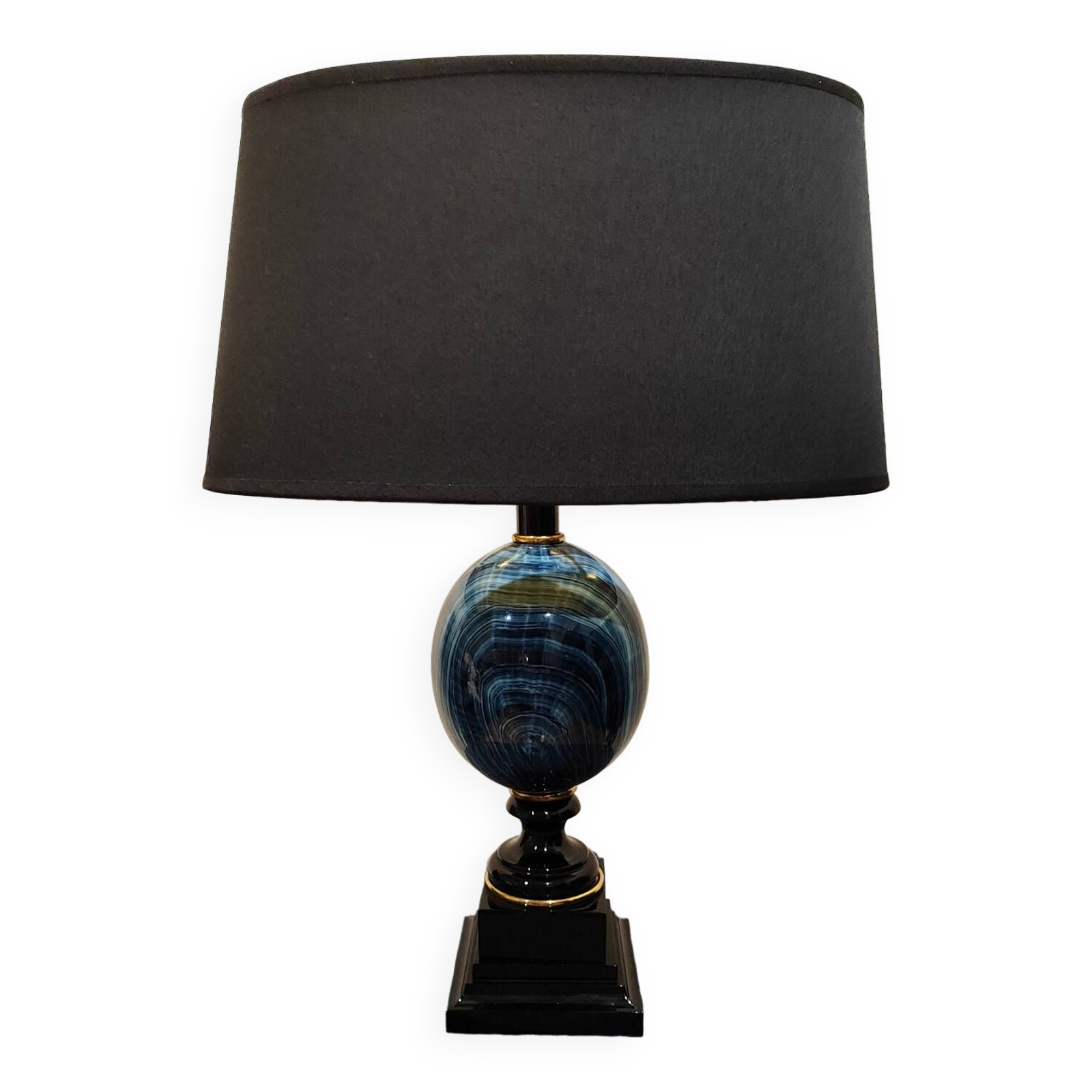 The Dolphin table lamp