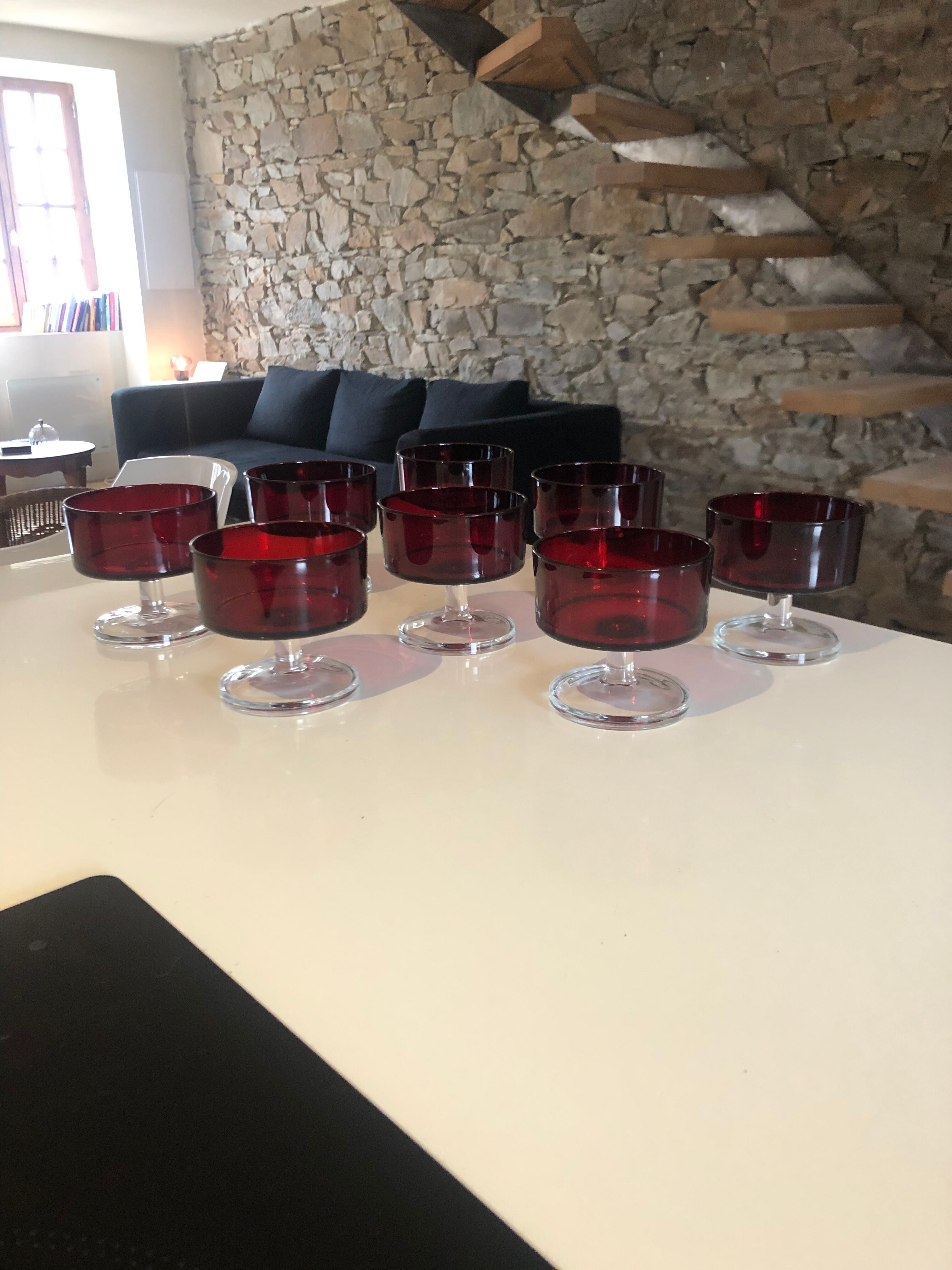 Luminarc champagne glasses