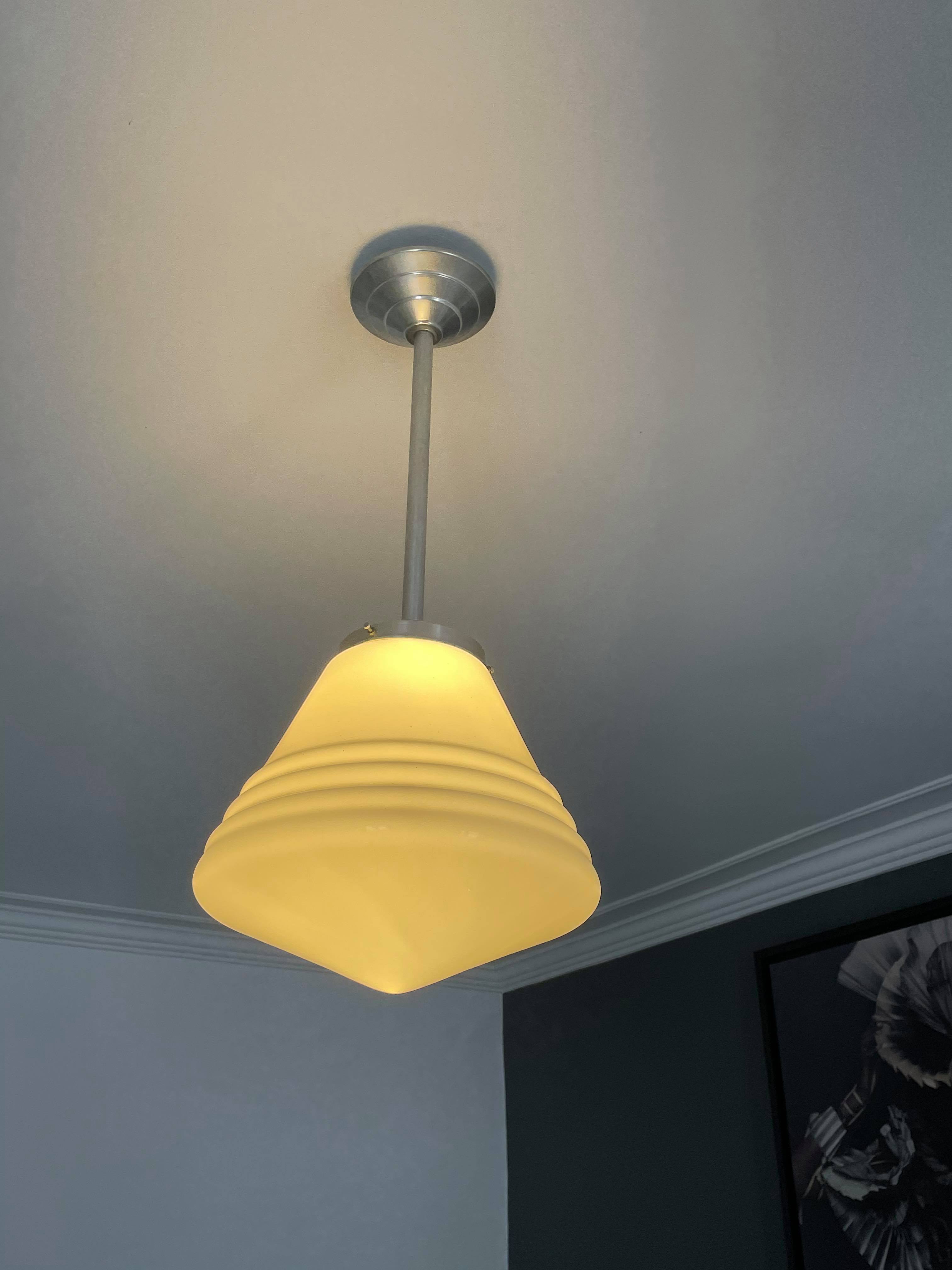 Chandelier art deco, opaline and chrome metal, France 1930