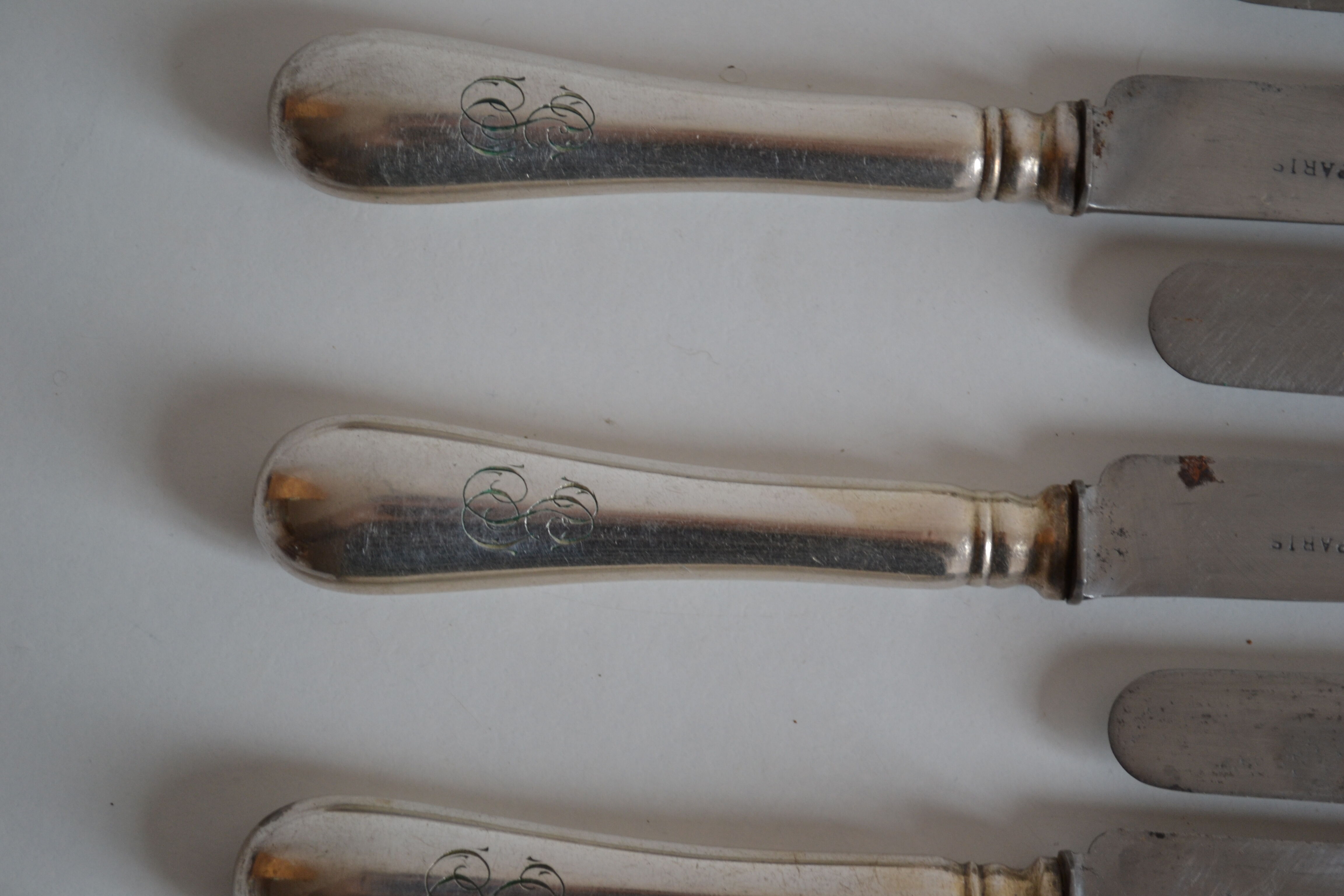 12 dessert knives old metal silver monogram