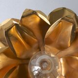 Golden metal flower wall lamp