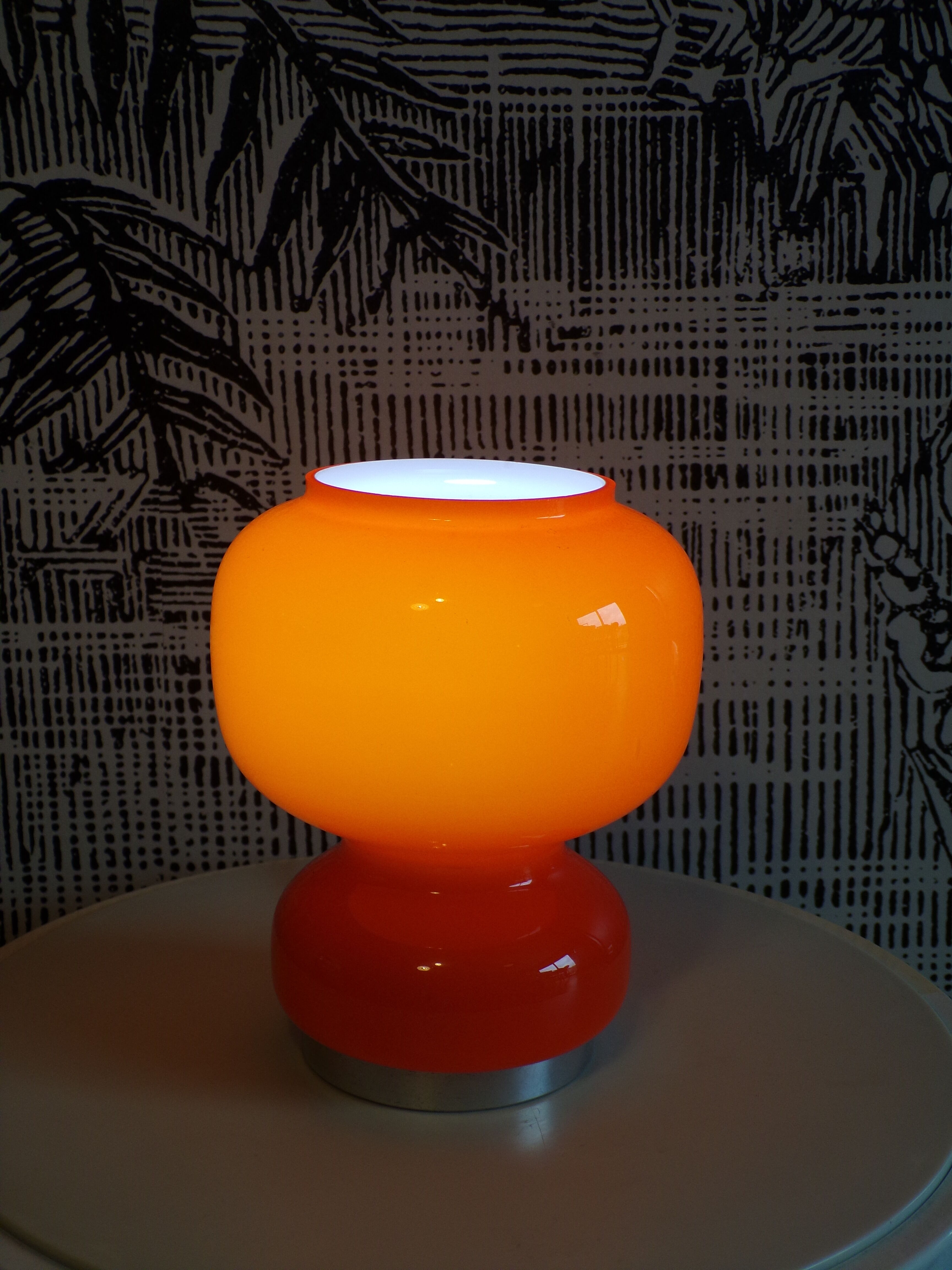 1970 orange opaline laying lamp