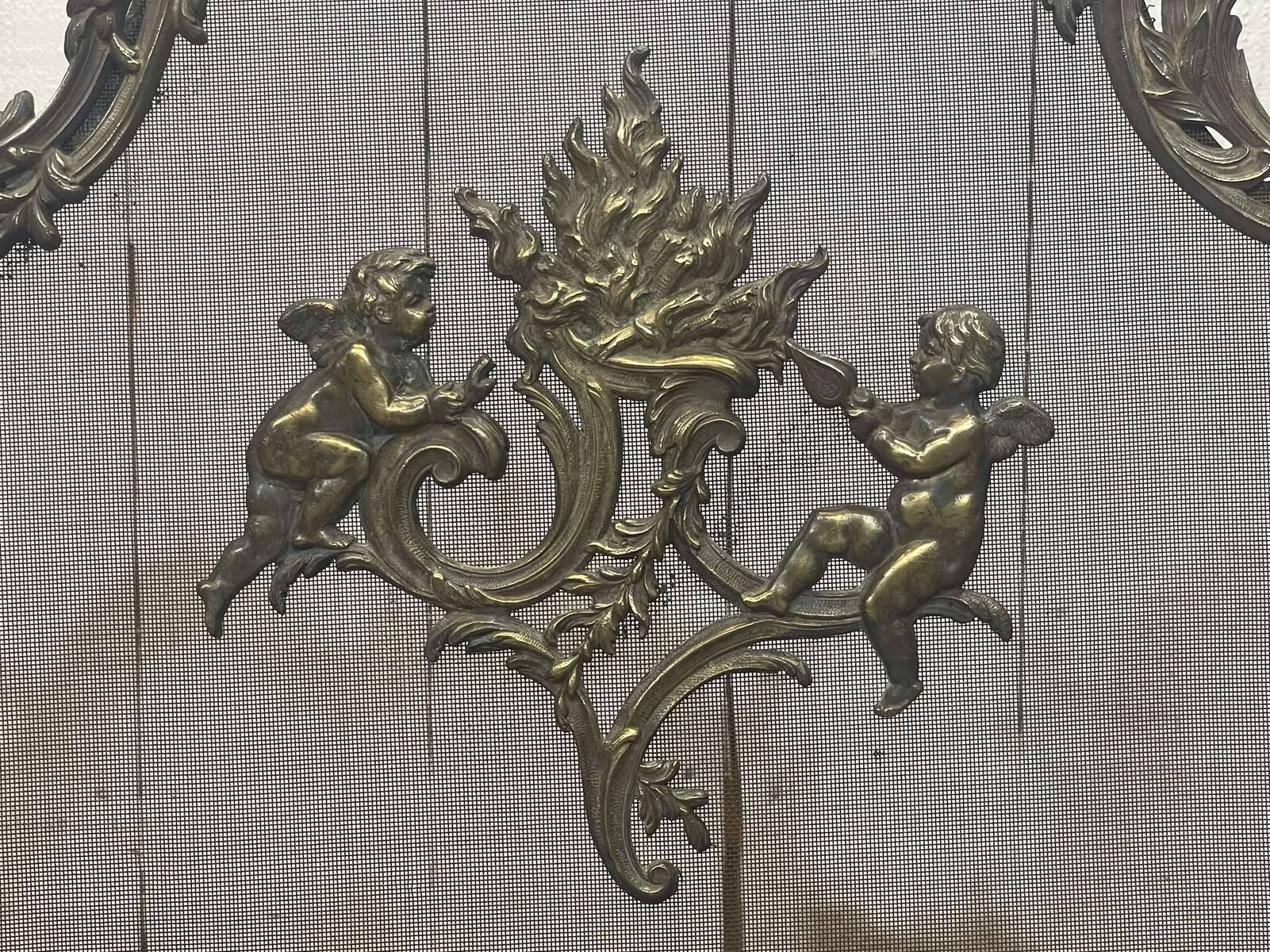Pare-feu Louis XV fin XIXème en bronze doré