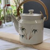 Asian style teapot with bamboo handle