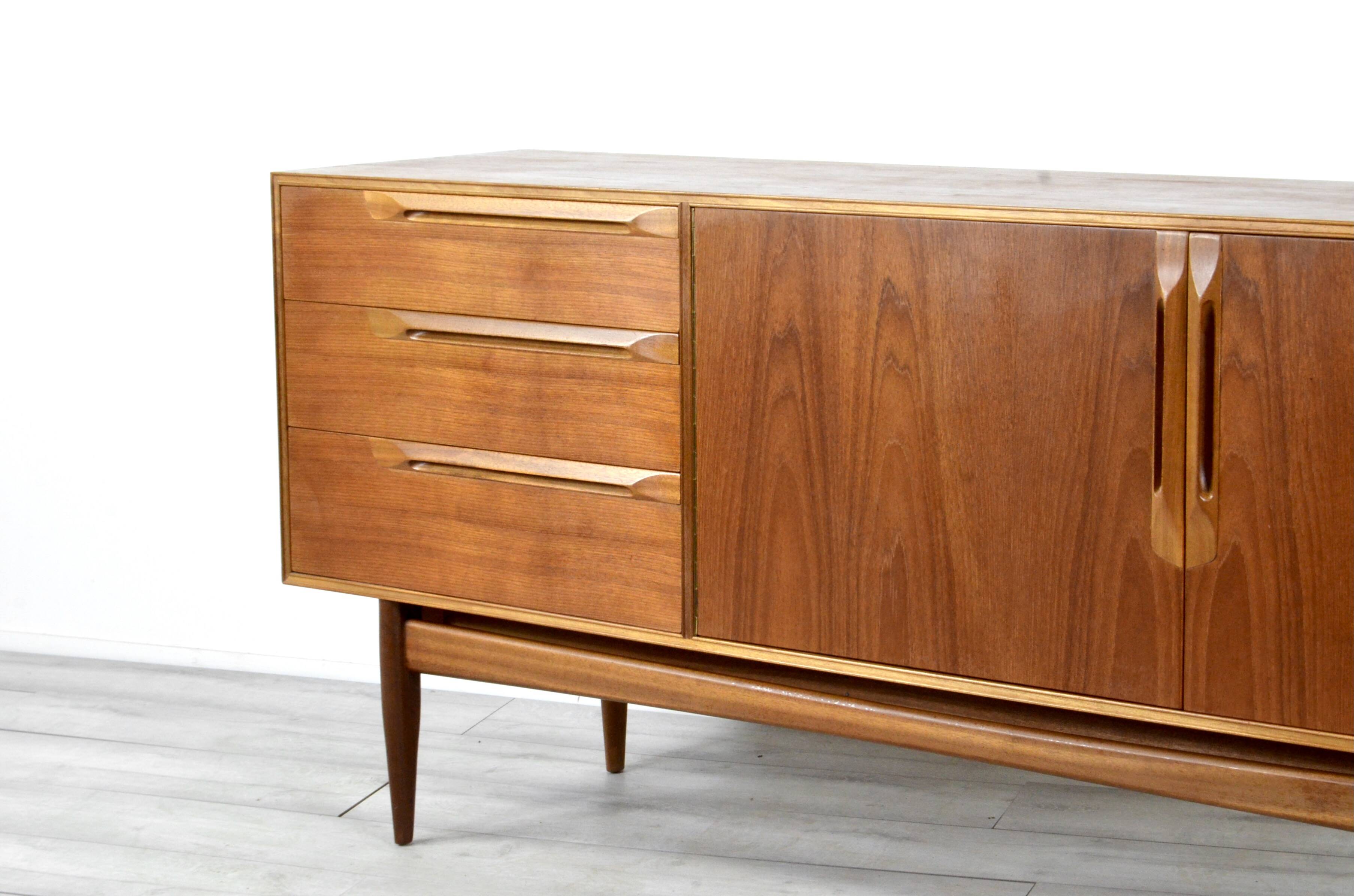 Rare Vintage Midcentury Mc Intosh Teak Sideboard / Long John.
