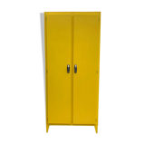 Yellow Parisian wardrobe