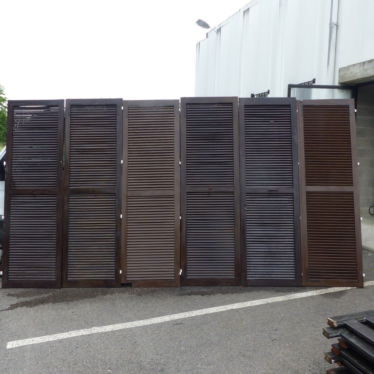 Set of 6 shutters