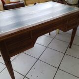 Desk top leather