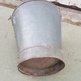 Old thick zinc farmhouse seal