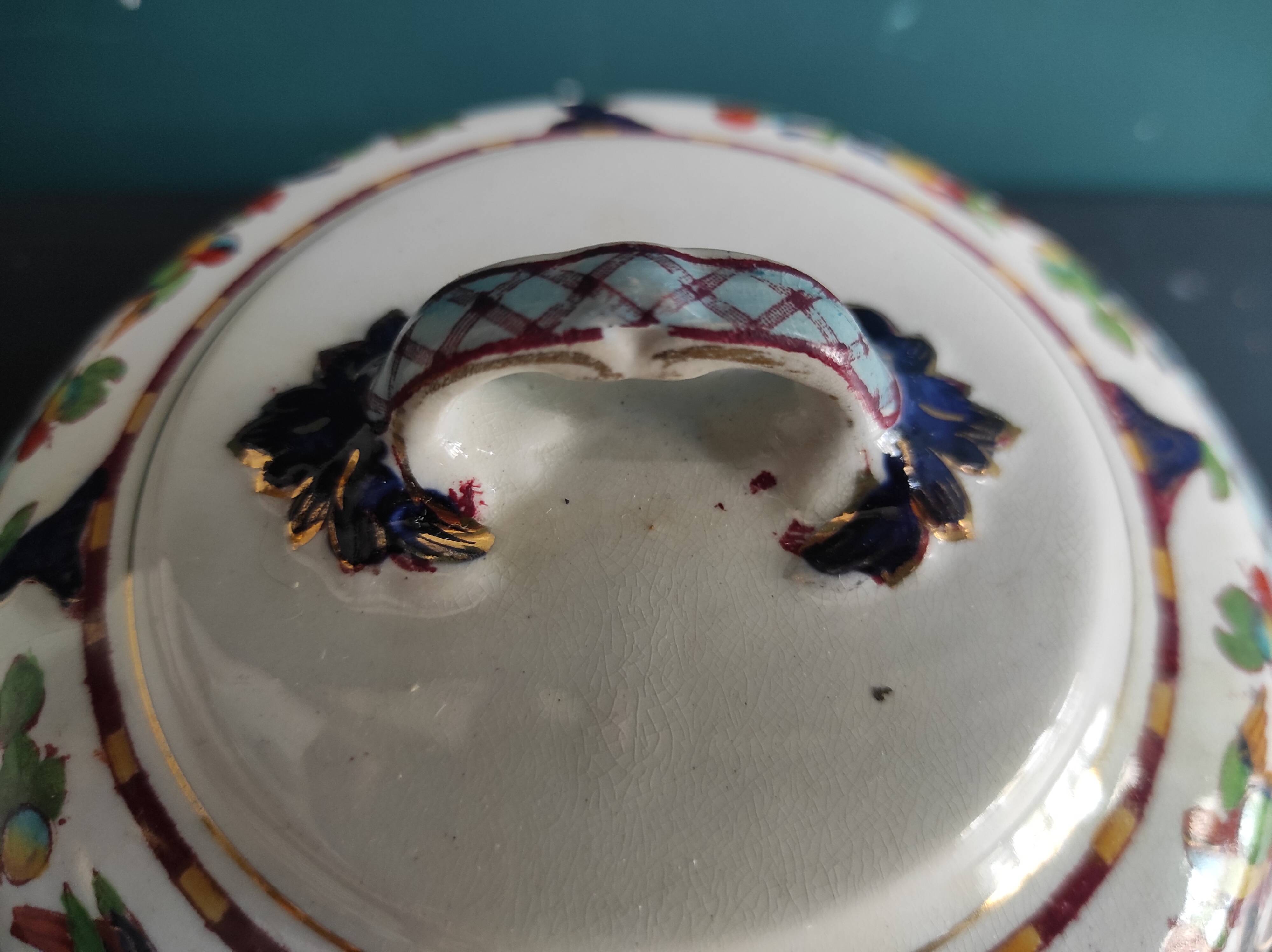 Losol Ware Keeling & Co. individual soup tureen, Beverley, England Burslem