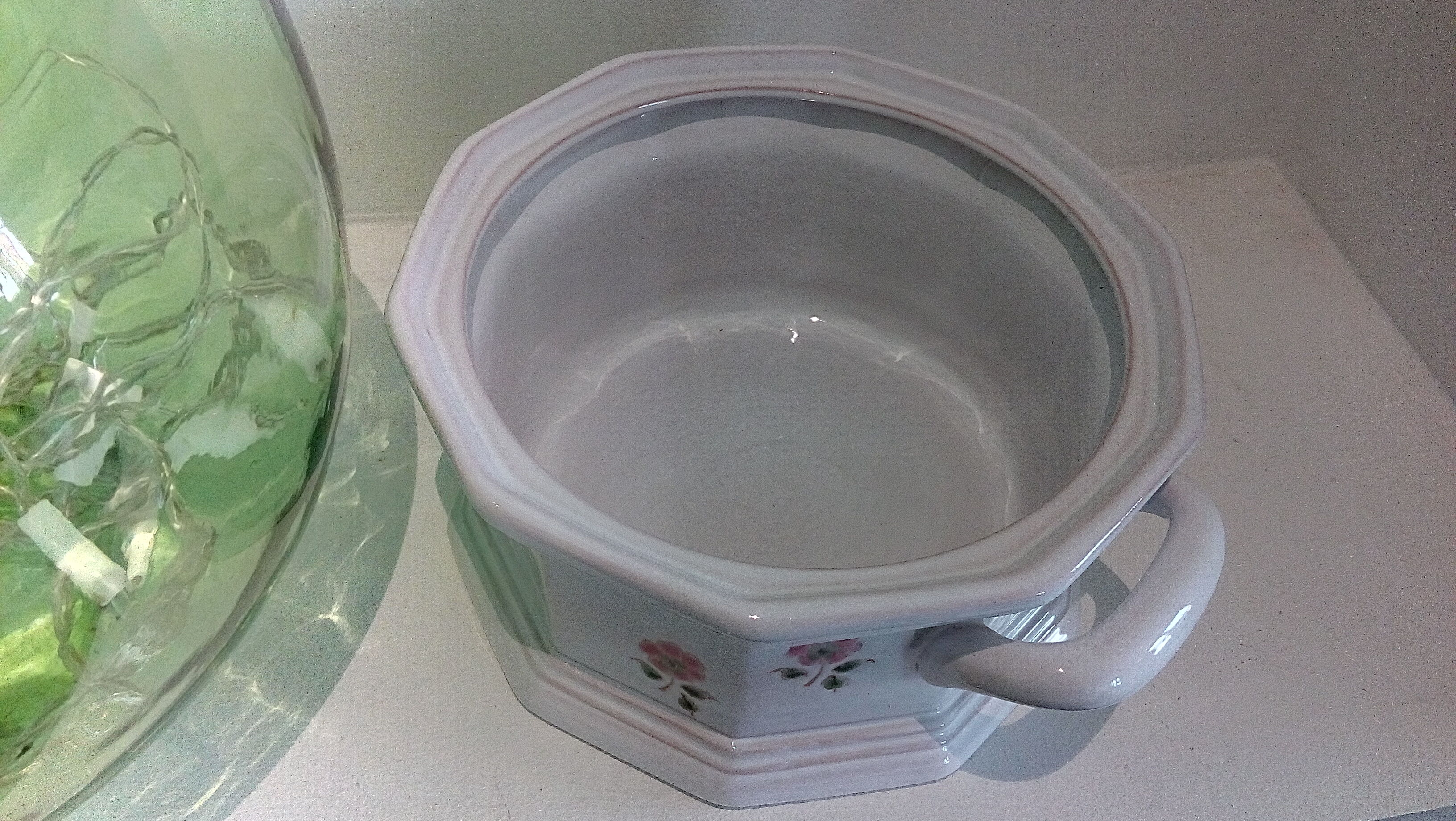 Niederviller white soup tureen