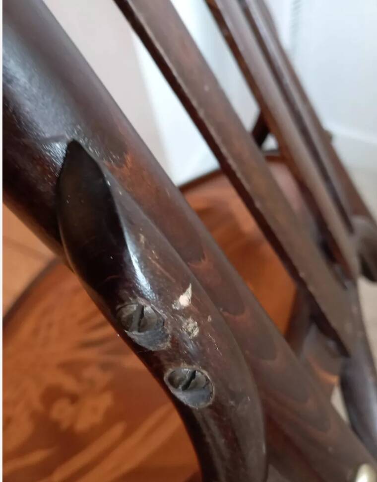 Chaises bistrot vintage