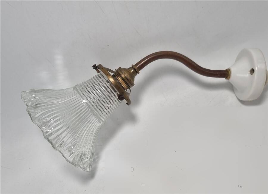 Holophane style wall light