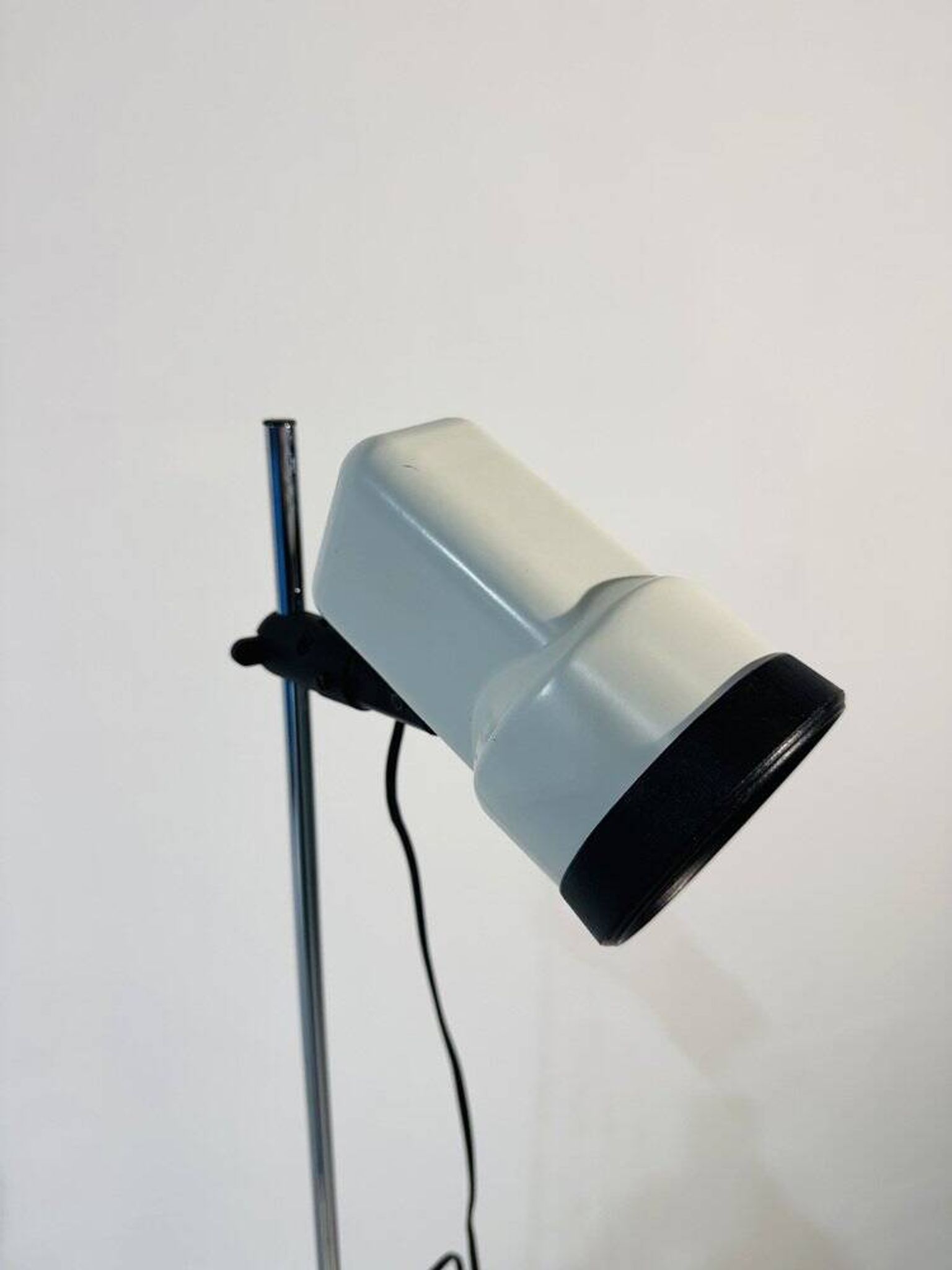 Vintage Dutch floor lamp by Vrieland Design, 1960s