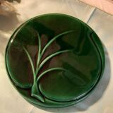 1 trivet and 1 bottle coat