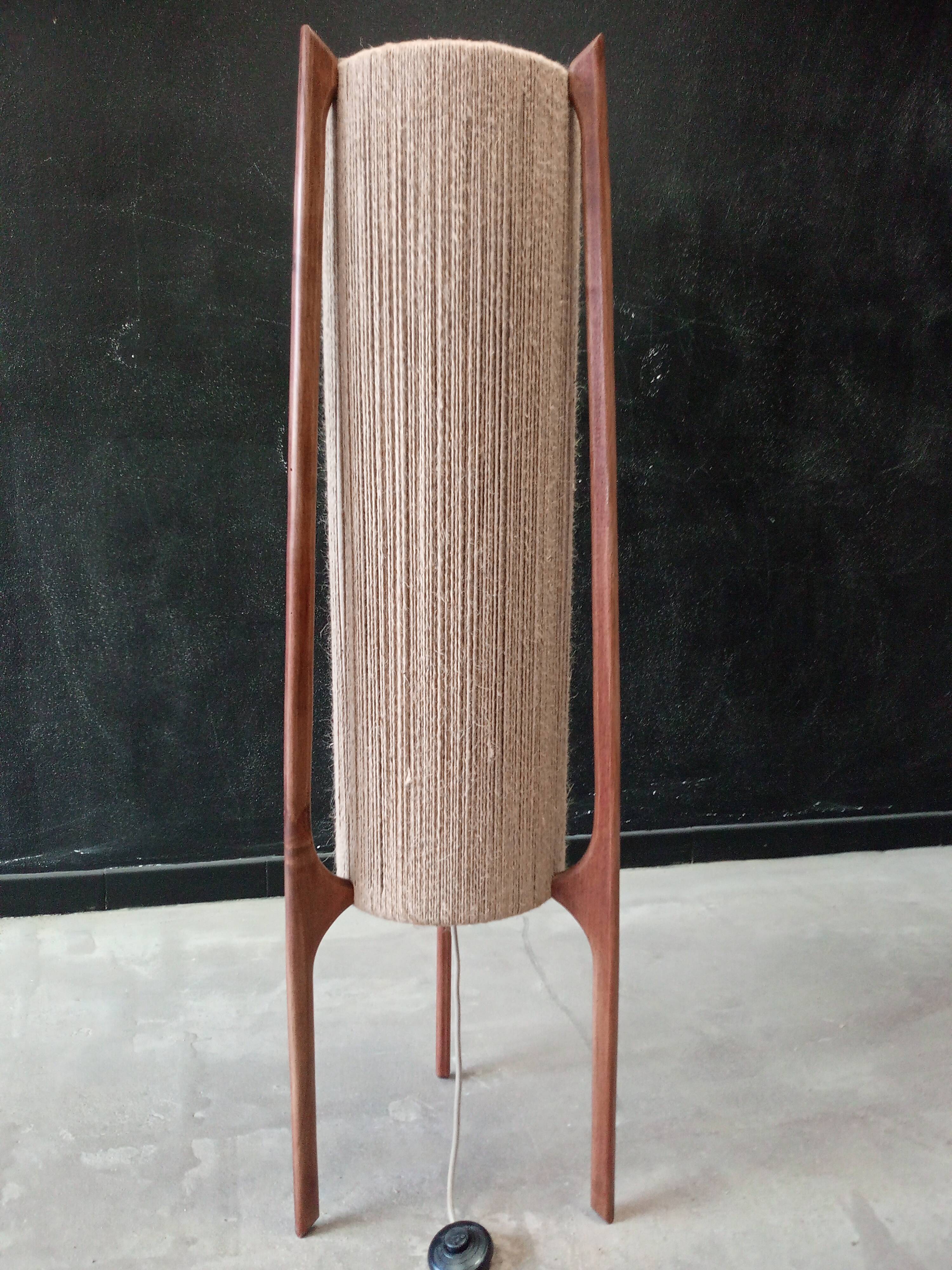 Lampe tripode rocket