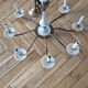 Lustre with 8 light arms in Hollywood Regency style – Gold brass and marble