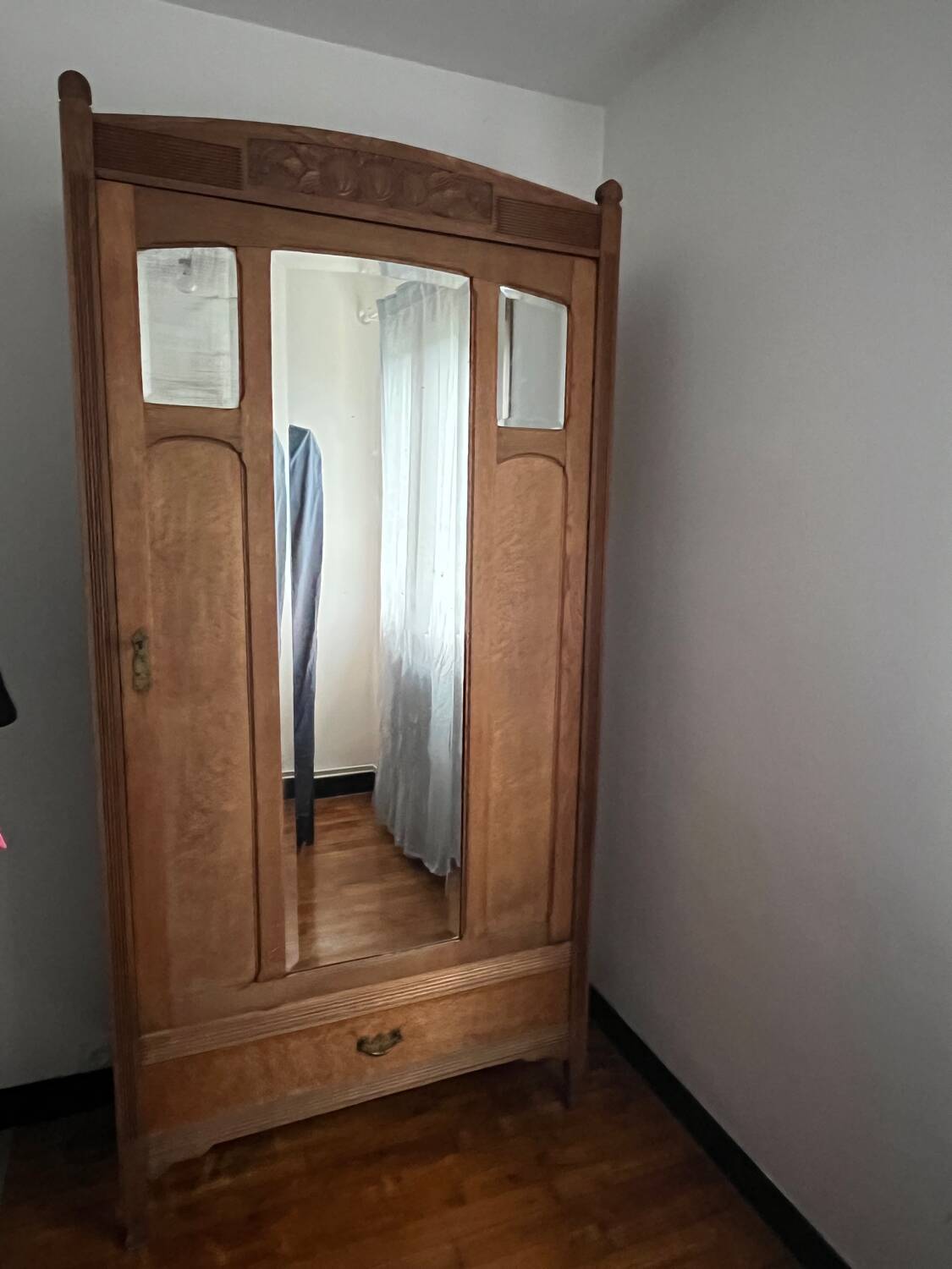 Armoire Ancienne Porte Miroitée