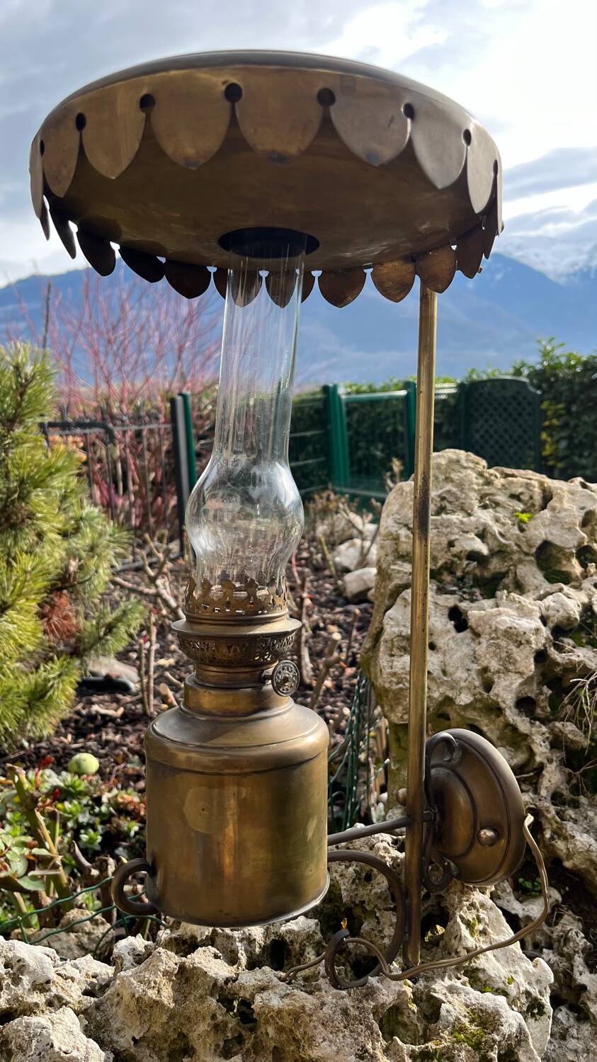 Vintage kerosene lamp copper wall light