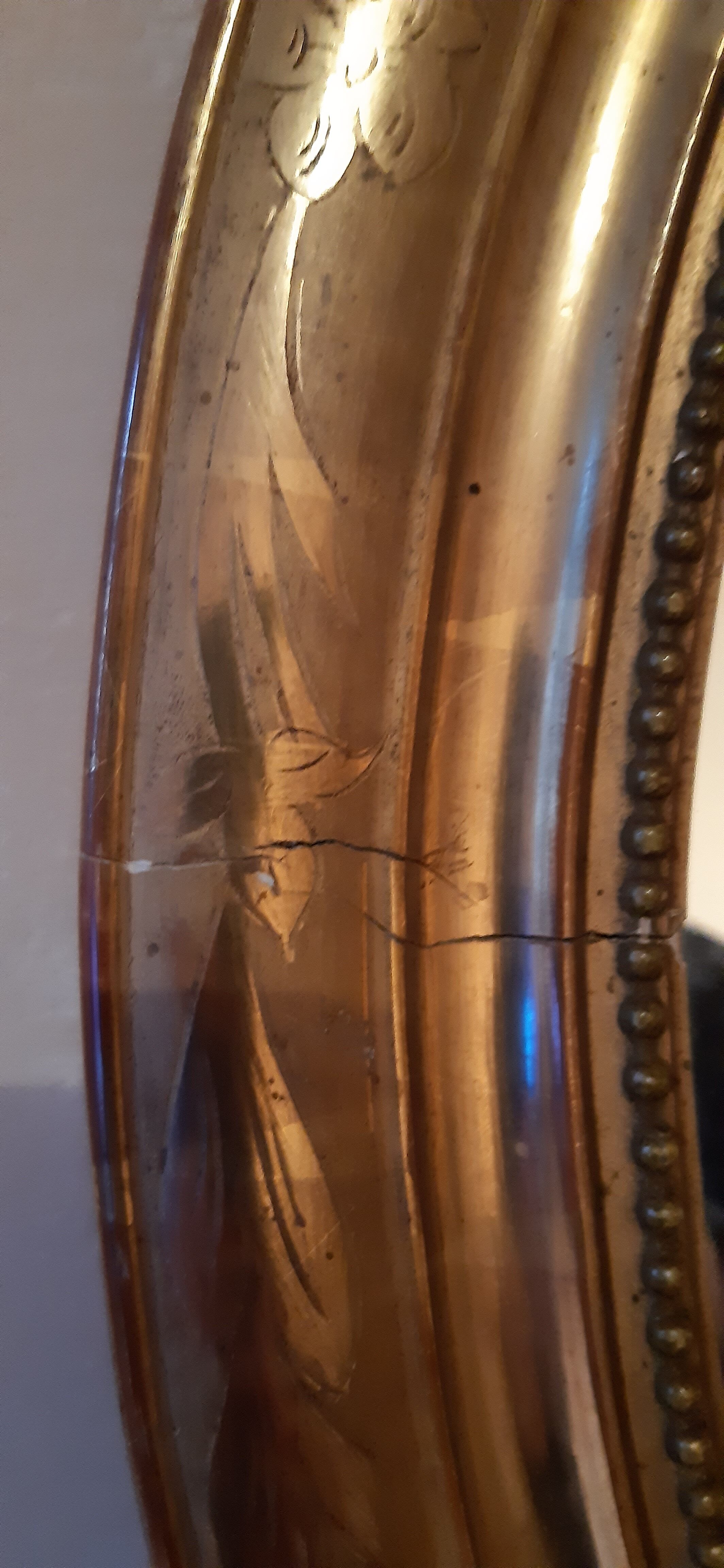 Golden wood oval mirror 50x61cm