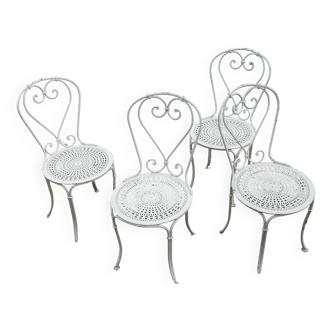 Set of 4 19th century wrought iron garden chairs with heart motif