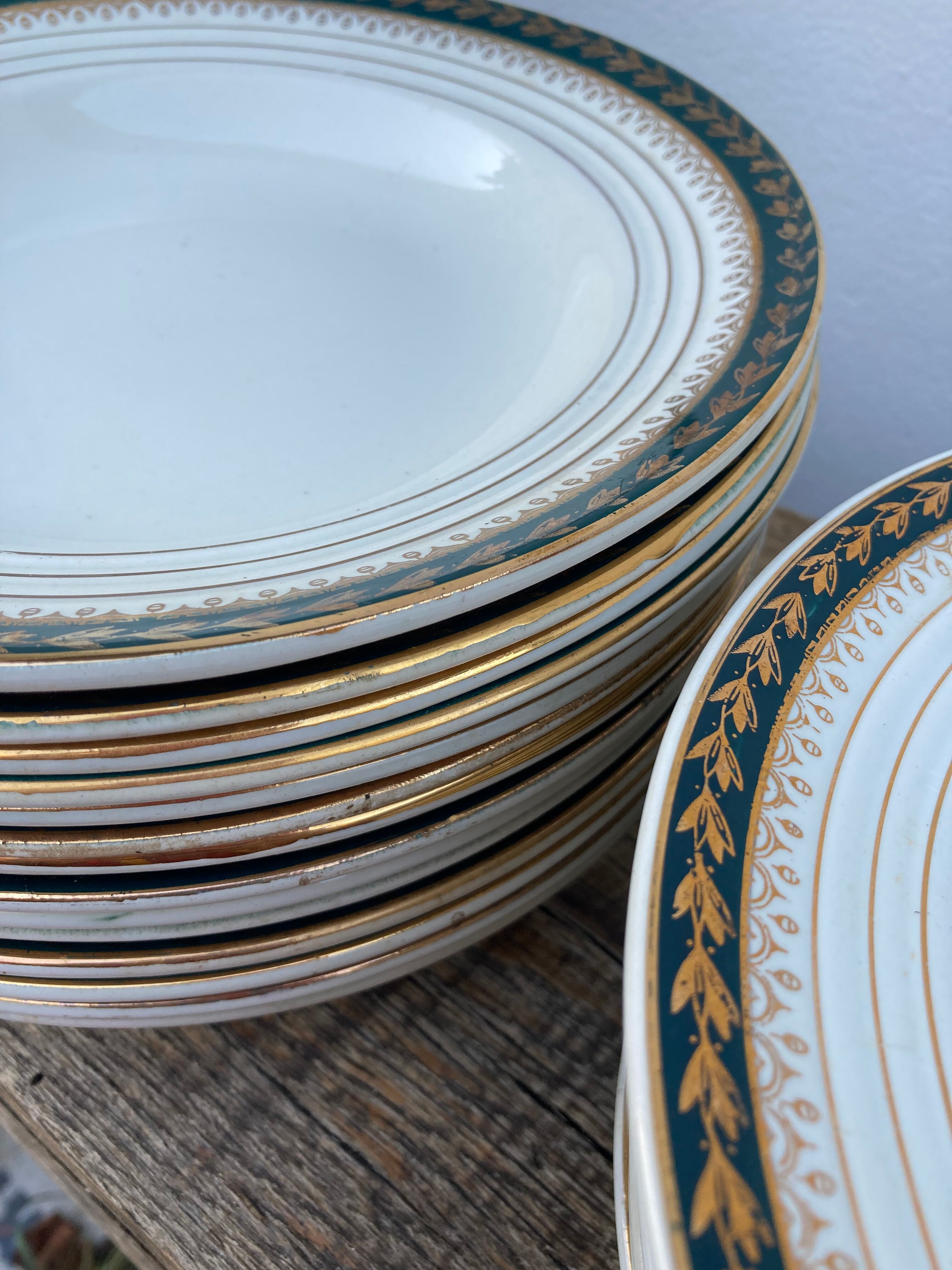 Plates for 14 people Céranord Saint Amand green and golden including hollows and plates