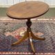 Oval English side table from the 1950s in mahogany