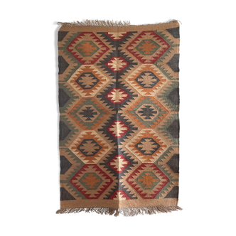 Handmade kilim rug