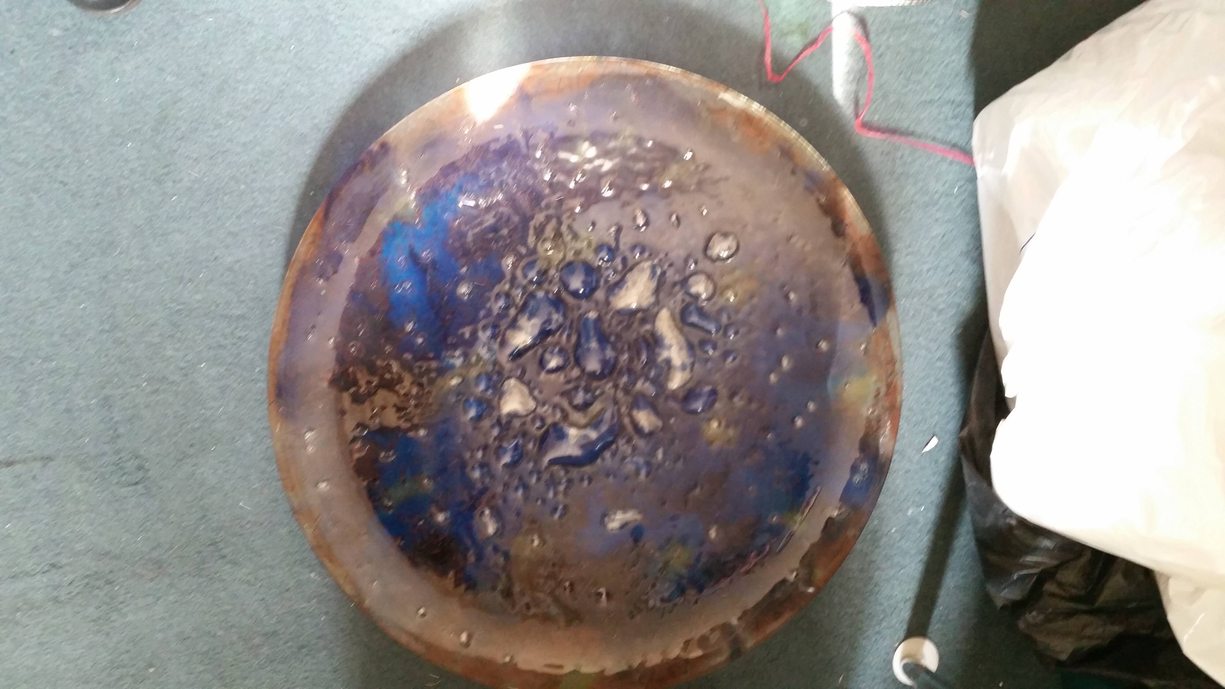 Decorative plate or presentation in blown glass