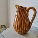 Slush pitcher