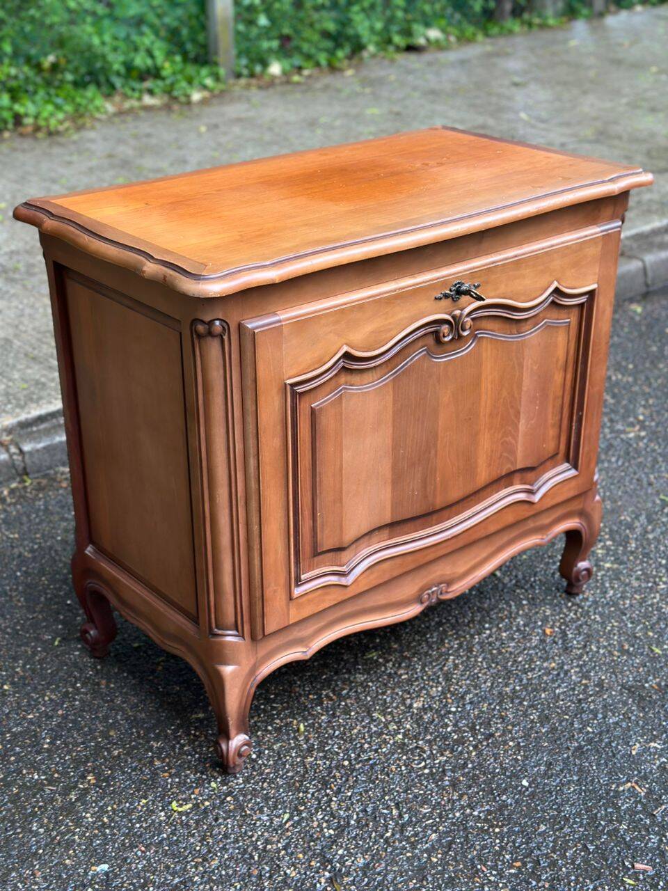 Louis XV buffet TV bar with mirror in solid wood