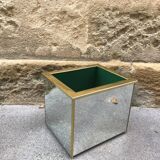 Cubic planter