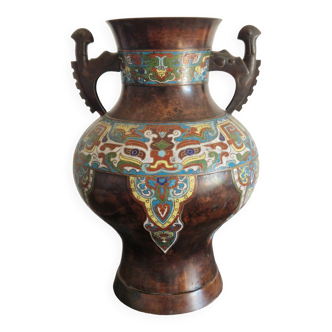 Japanese vase XlX