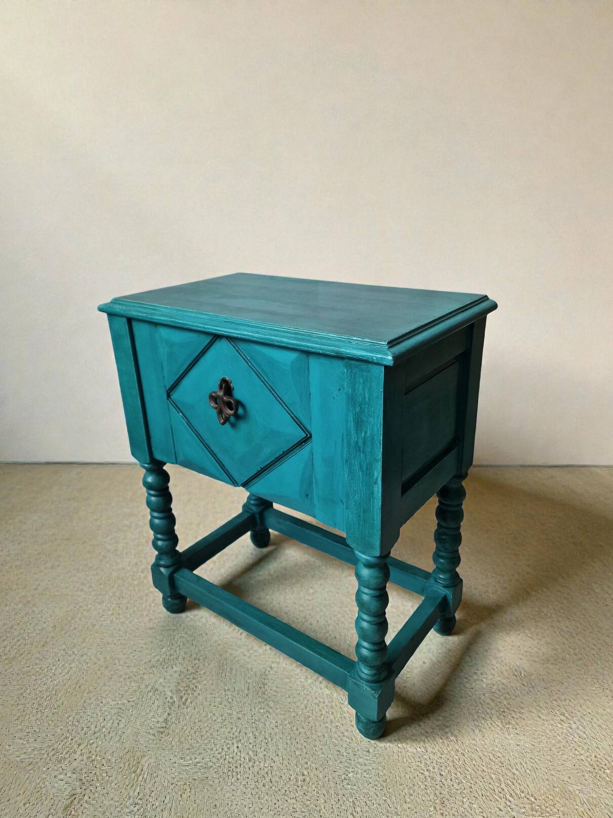 Small side table / large bedside table